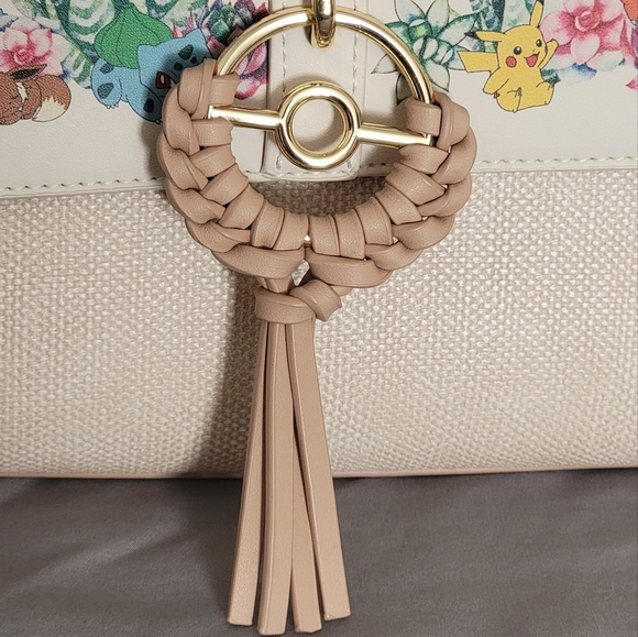 Pokemon Succulents Woven Handbag - Picture 5 of 10